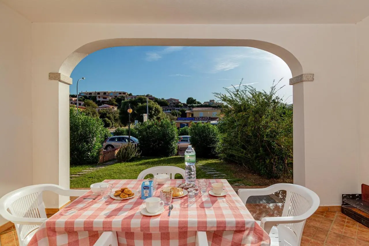 Appartamento Trilocale Vicino Al Centro Di San Teodoro San Teodoro  Apartment San Teodoro (Sardinia)