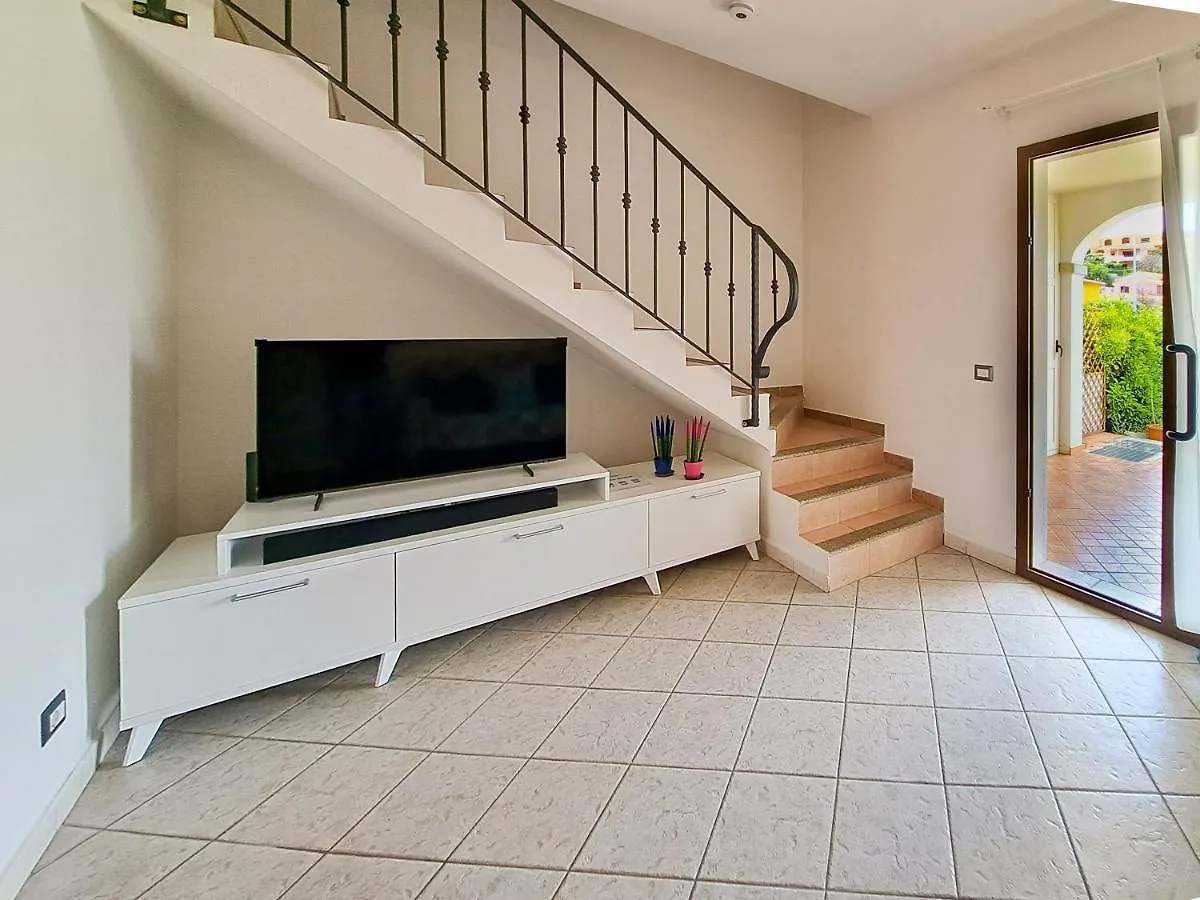 Appartamento Trilocale Vicino Al Centro Di San Teodoro San Teodoro  Apartment San Teodoro (Sardinia)