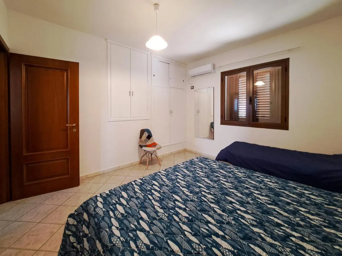 Apartment Appartamento Trilocale Vicino Al Centro Di San Teodoro San Teodoro